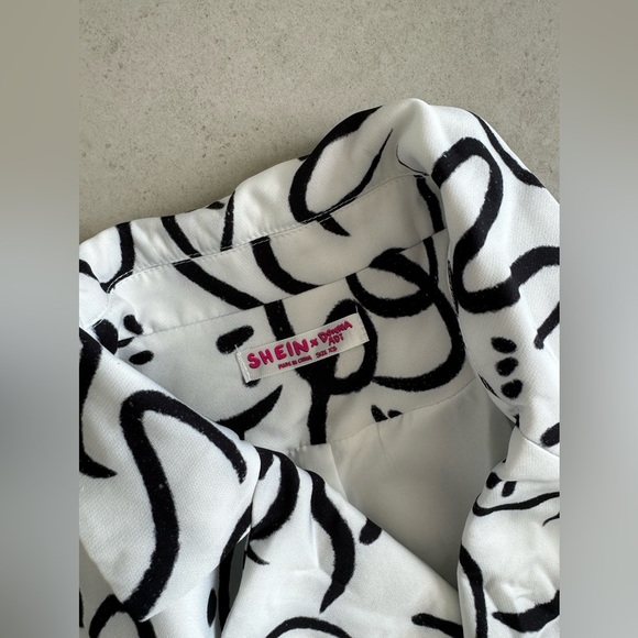 Shein X shorts set - Picture 3 of 3